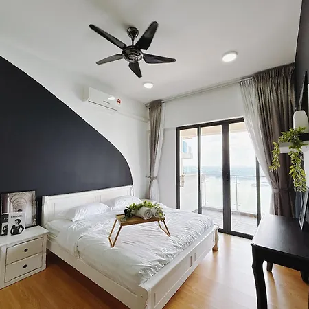 Country Garden Danga Bay By Lions Bay Apartment Johor Bahru Room photo