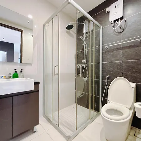 Country Garden Danga Bay By Lions Bay Apartment Johor Bahru Room photo