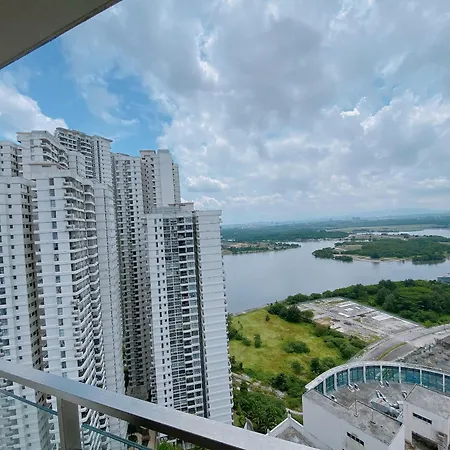 Country Garden Danga Bay By Lions Bay Apartment Johor Bahru Room photo