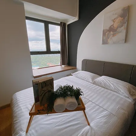 Country Garden Danga Bay By Lions Bay Apartment Johor Bahru Room photo