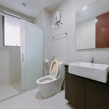 Country Garden Danga Bay By Lions Bay Apartment Johor Bahru Room photo