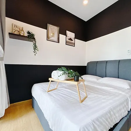 Country Garden Danga Bay By Lions Bay Apartment Johor Bahru Room photo