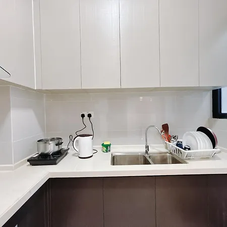 Country Garden Danga Bay By Lions Bay Apartment Johor Bahru Room photo