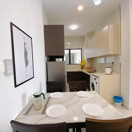 Country Garden Danga Bay By Lions Bay Apartment Johor Bahru Room photo