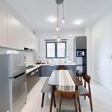 Country Garden Danga Bay By Lions Bay Apartment Johor Bahru Room photo