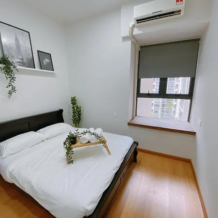Country Garden Danga Bay By Lions Bay Apartment Johor Bahru Room photo