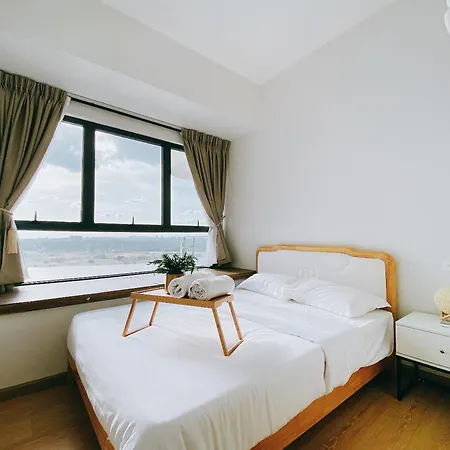 Country Garden Danga Bay By Lions Bay Apartment Johor Bahru Room photo
