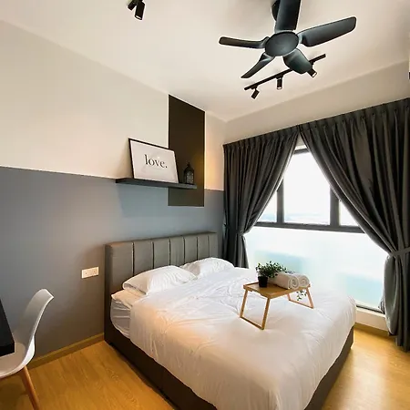 Country Garden Danga Bay By Lions Bay Apartment Johor Bahru Room photo