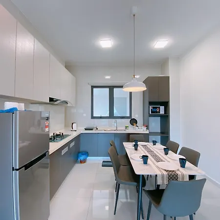 Country Garden Danga Bay By Lions Bay Apartment Johor Bahru Room photo