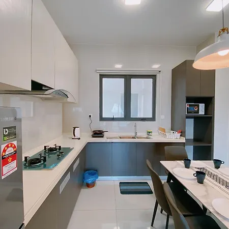 Country Garden Danga Bay By Lions Bay Apartment Johor Bahru Room photo