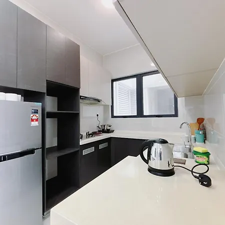 Country Garden Danga Bay By Lions Bay Apartment Johor Bahru Room photo
