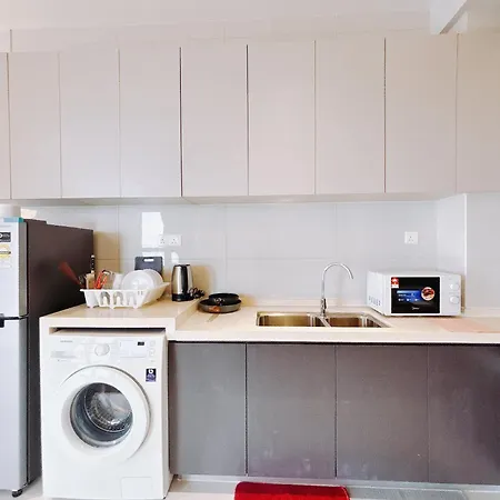 Country Garden Danga Bay By Lions Bay Apartment Johor Bahru Room photo