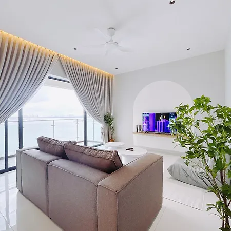 Country Garden Danga Bay By Lions Bay Apartment Johor Bahru Room photo