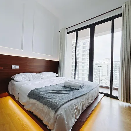 Country Garden Danga Bay By Lions Bay Apartment Johor Bahru Room photo