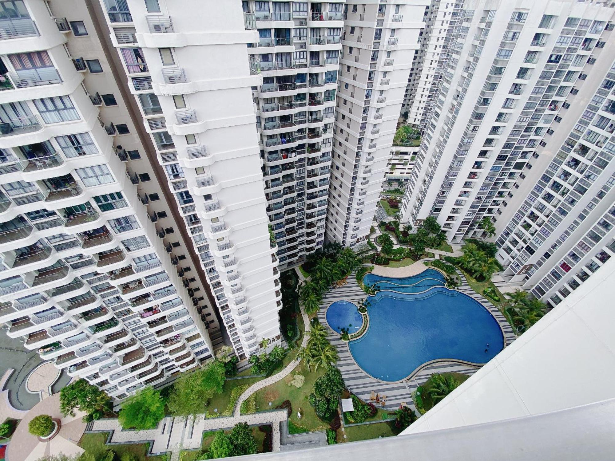 Apartment Country Garden Danga Bay By Lions Bay