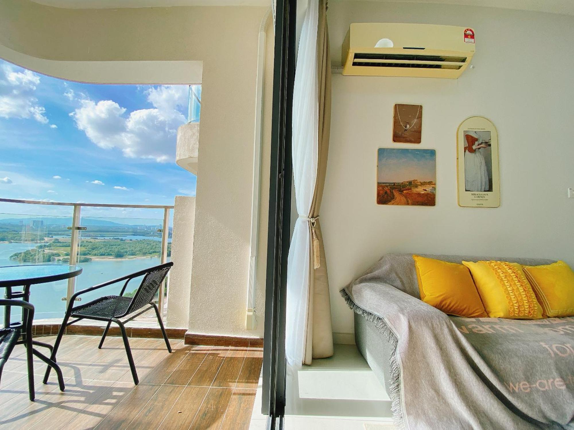 Country Garden Danga Bay By Lions Bay Apartment *