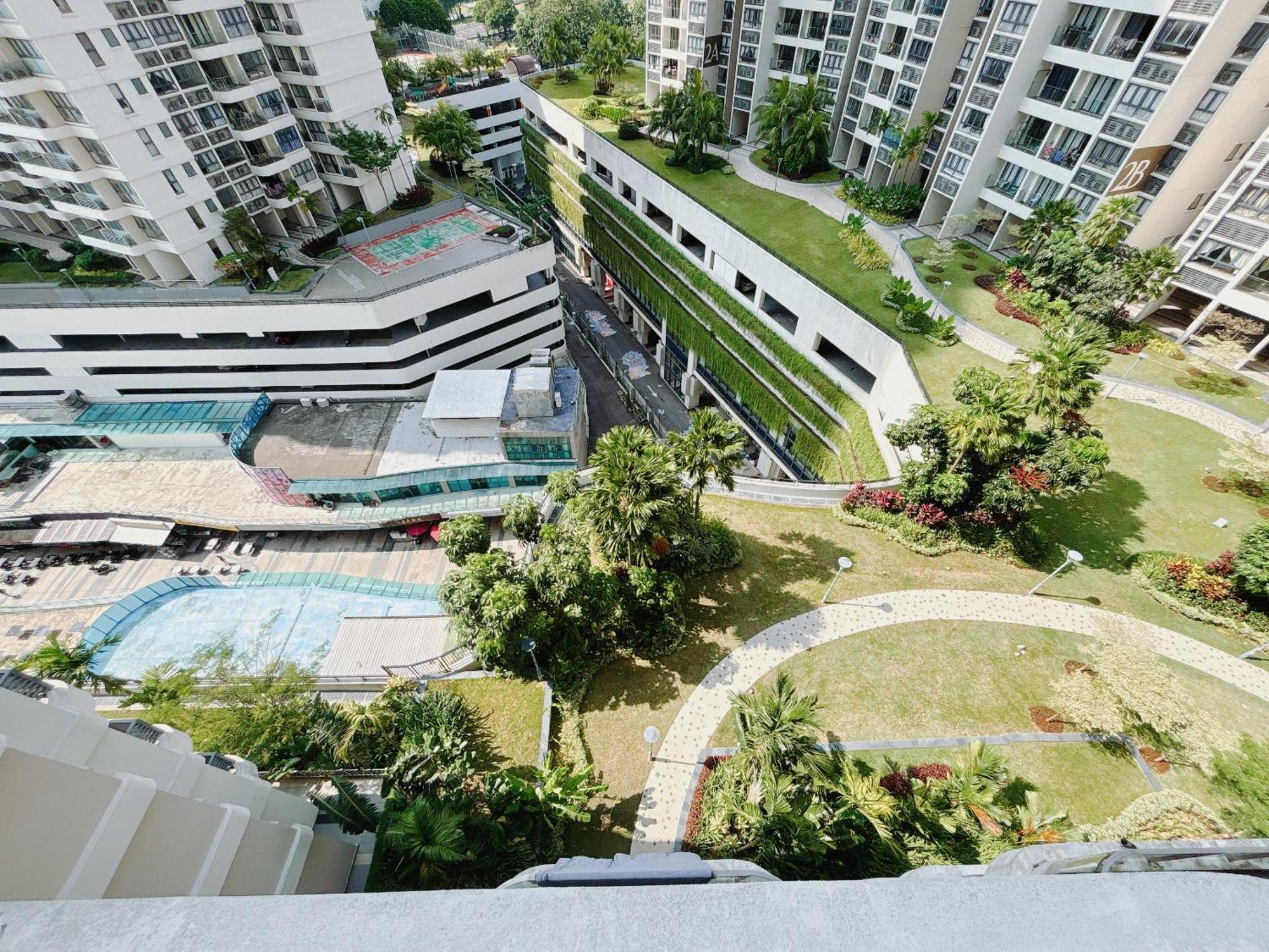 Country Garden Danga Bay By Lions Bay Apartment