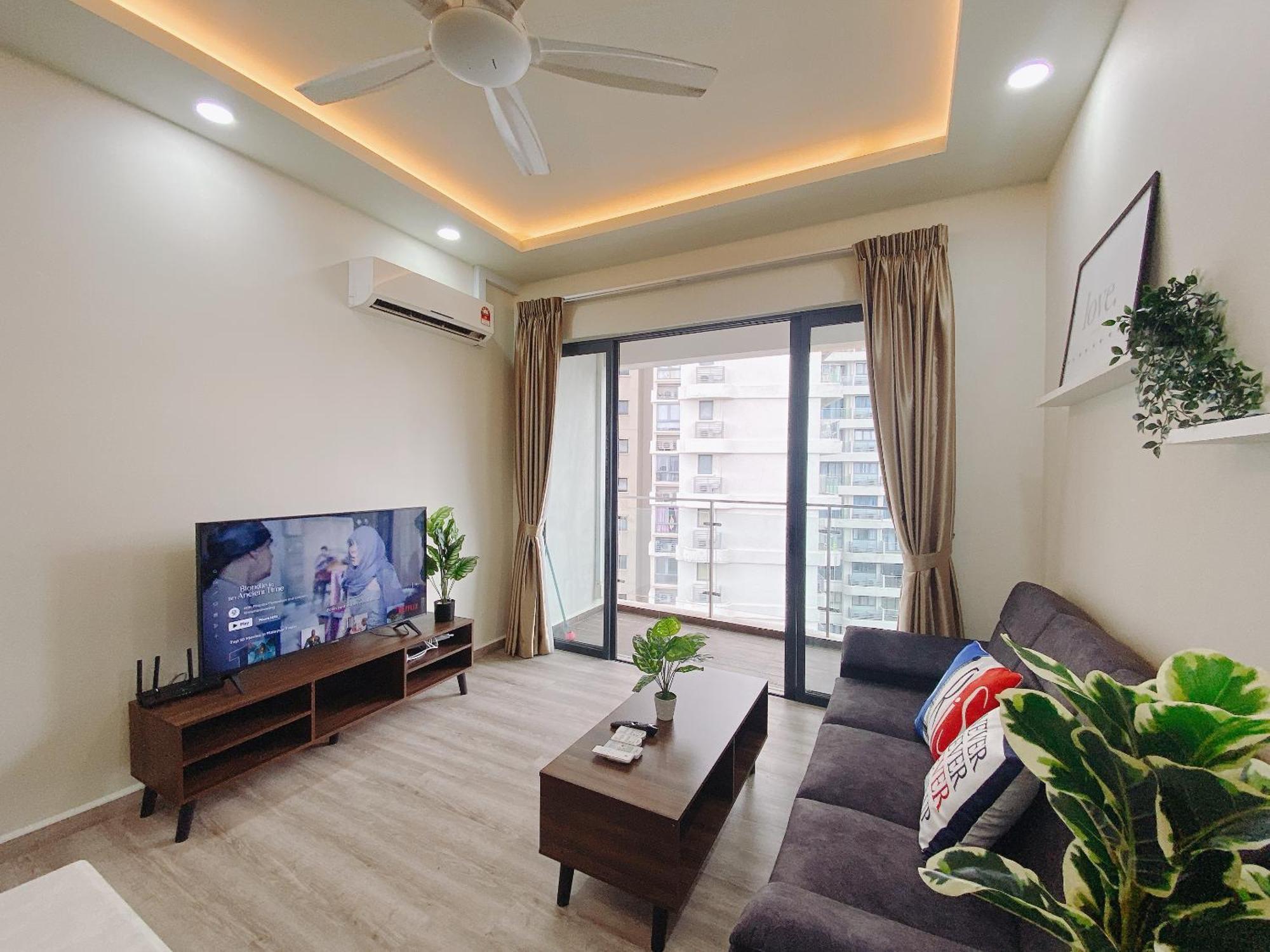 Apartment Country Garden Danga Bay By Lions Bay *