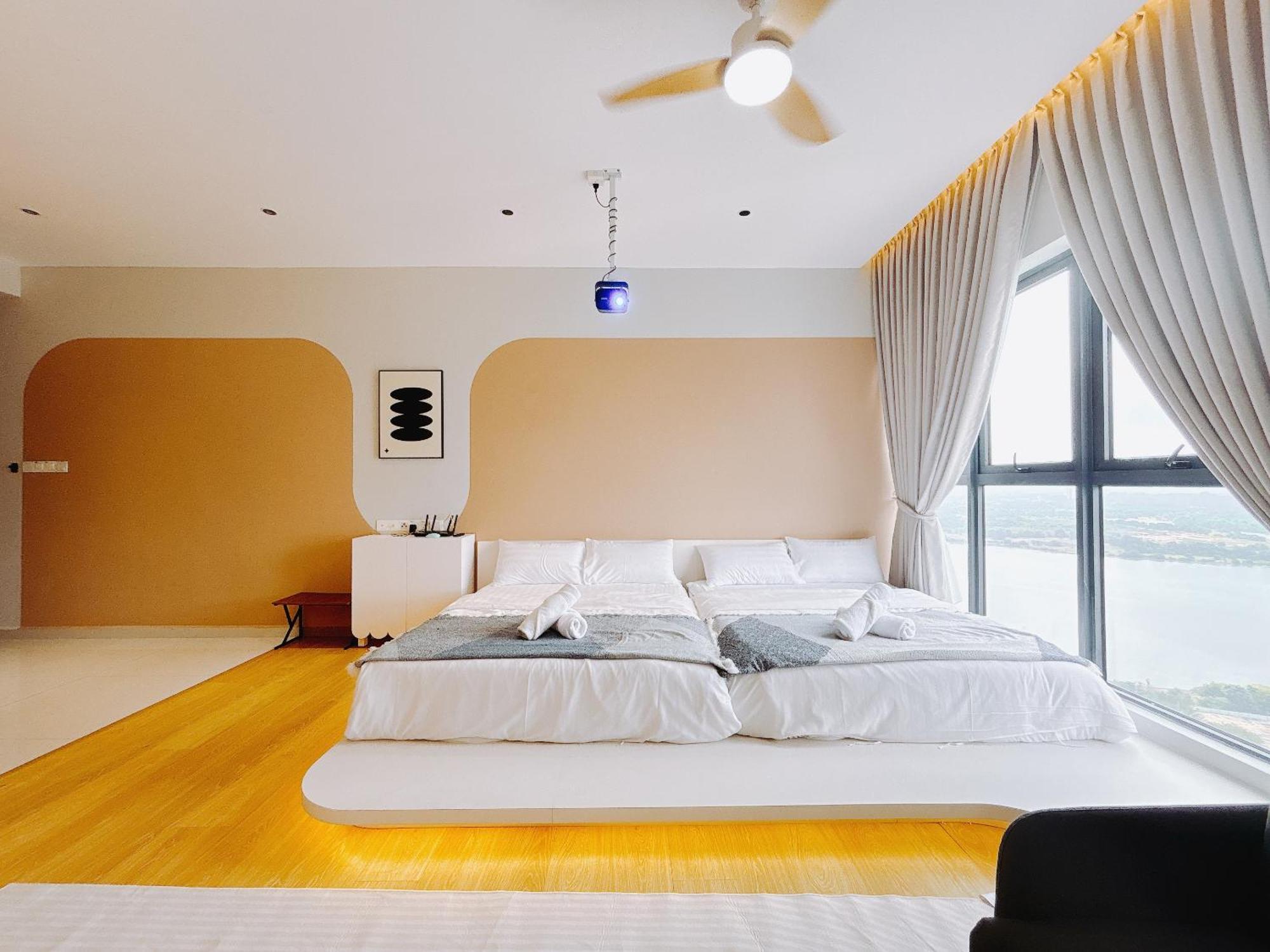 Country Garden Danga Bay By Lions Bay Apartment